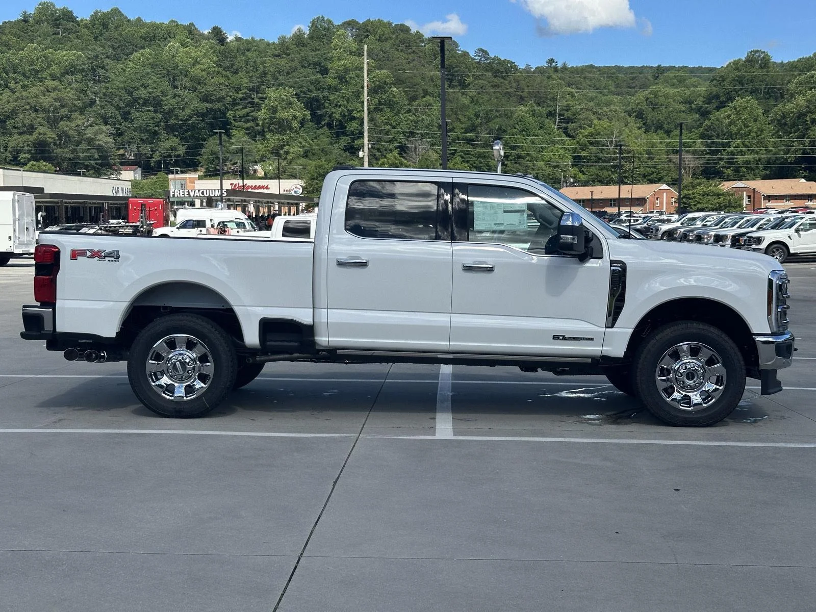 2025 Ford F-250 Super Duty Lariat - Photo 8