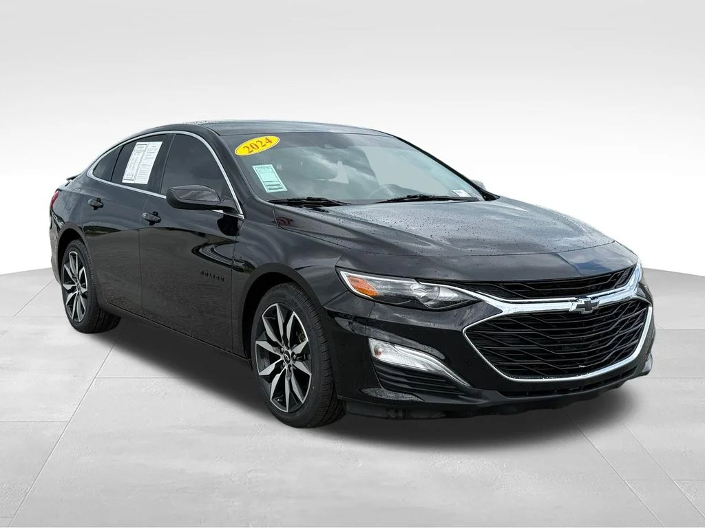 Used 2024 Black Chevrolet RS image 31