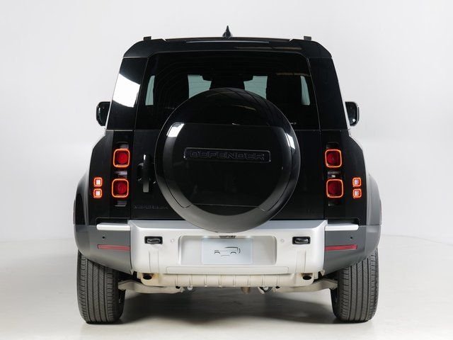 Certified Used 2025 Santorini Black Metallic Land Rover S image 7