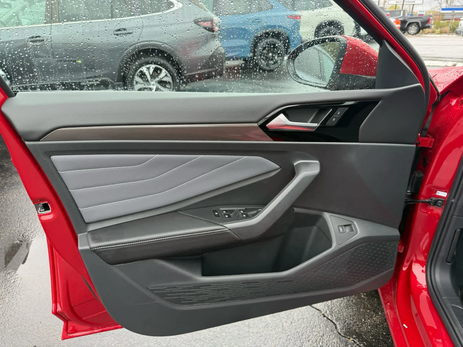 New 2026 Kings Red Metallic Volkswagen SEL image 14