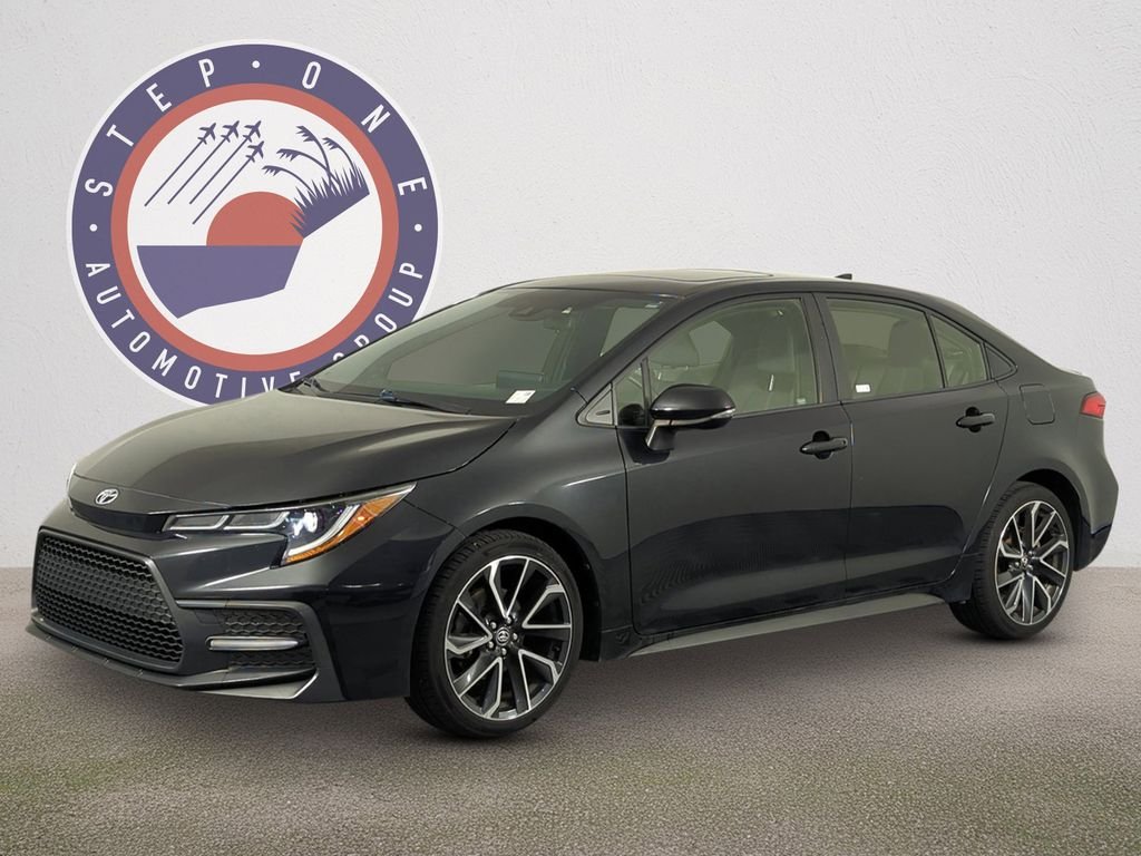 2022 Toyota Corolla SE's photo
