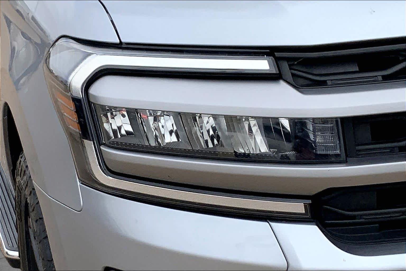 Certified Used 2023 Iconic Silver Metallic Ford XLT image 28