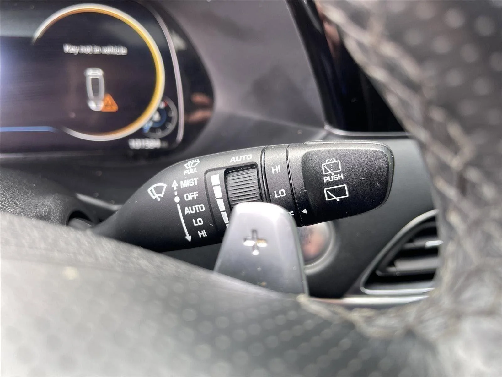 Used 2021 Black Hyundai Calligraphy image 21