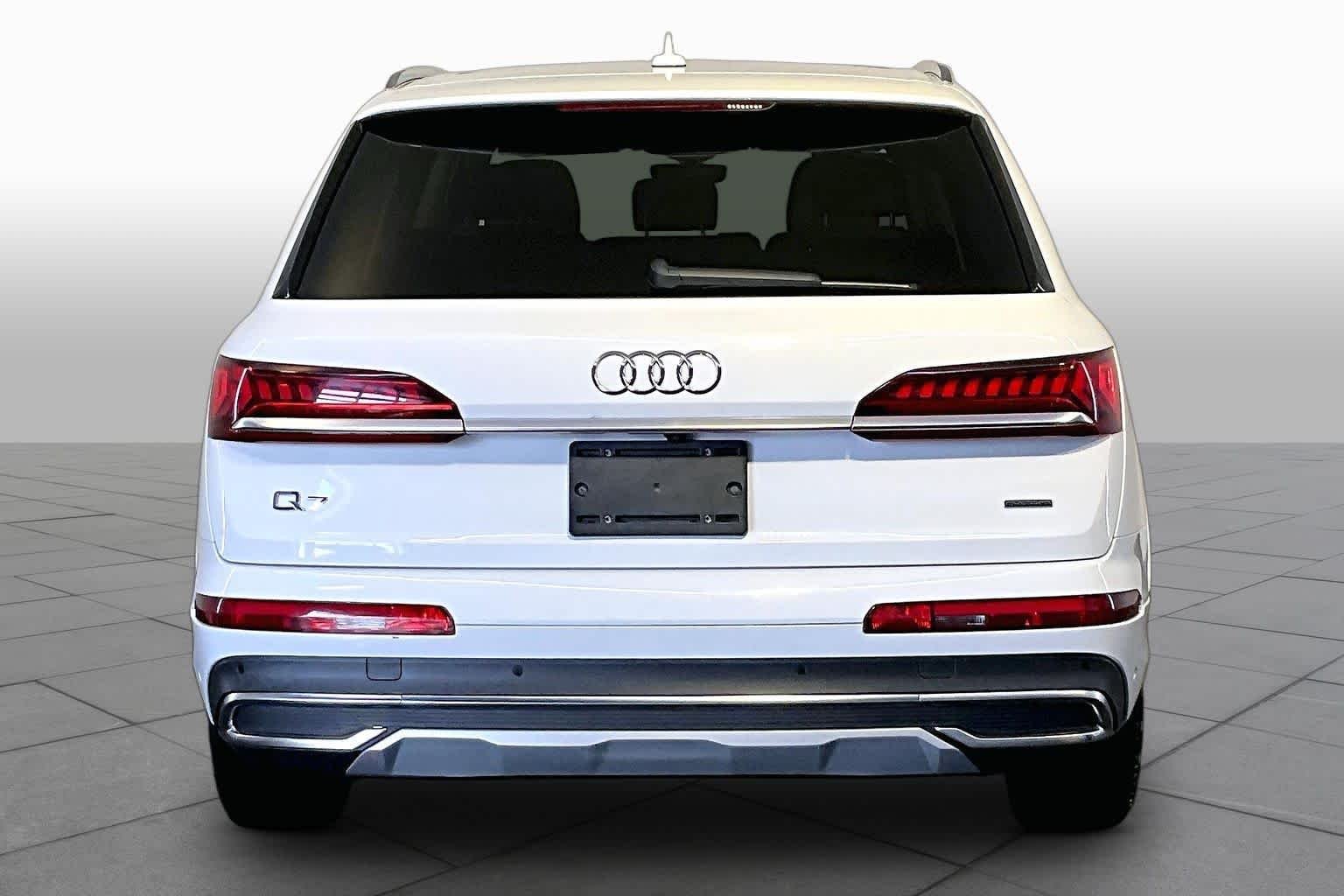 Used 2021 Carrara White Audi Prestige image 5