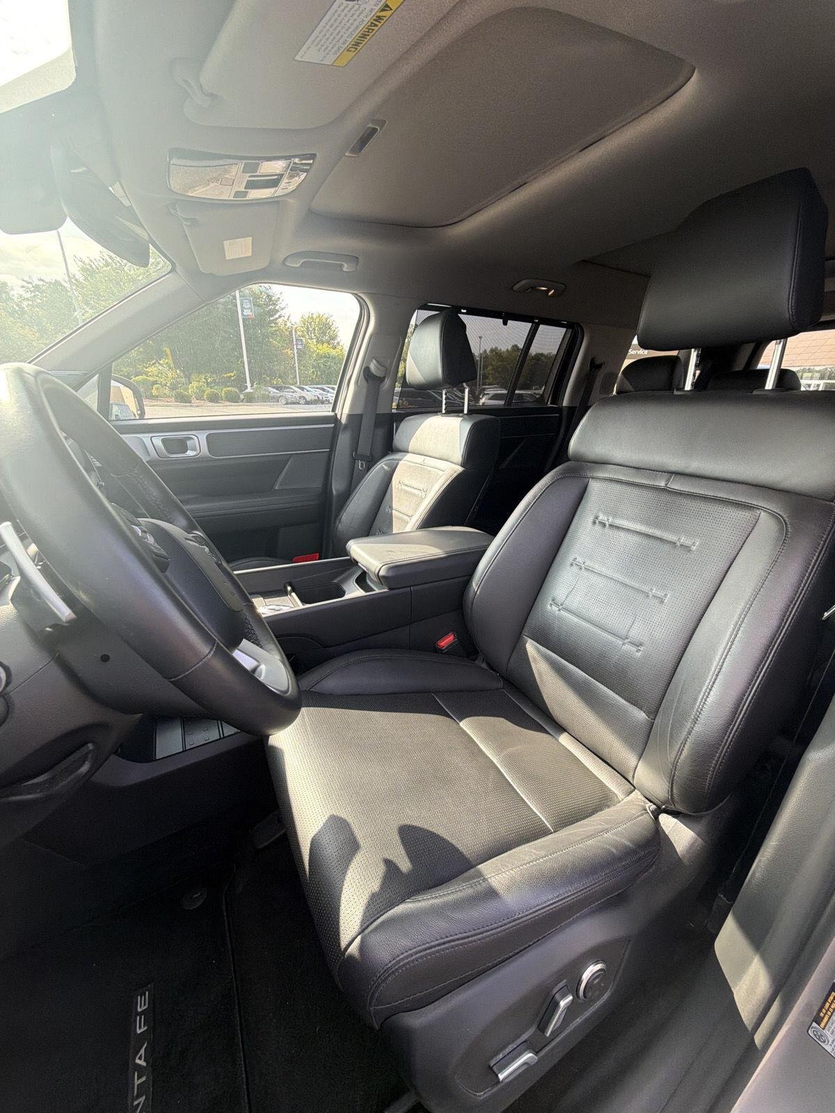 Used 2024 Shimmering Silver Hyundai Limited image 39