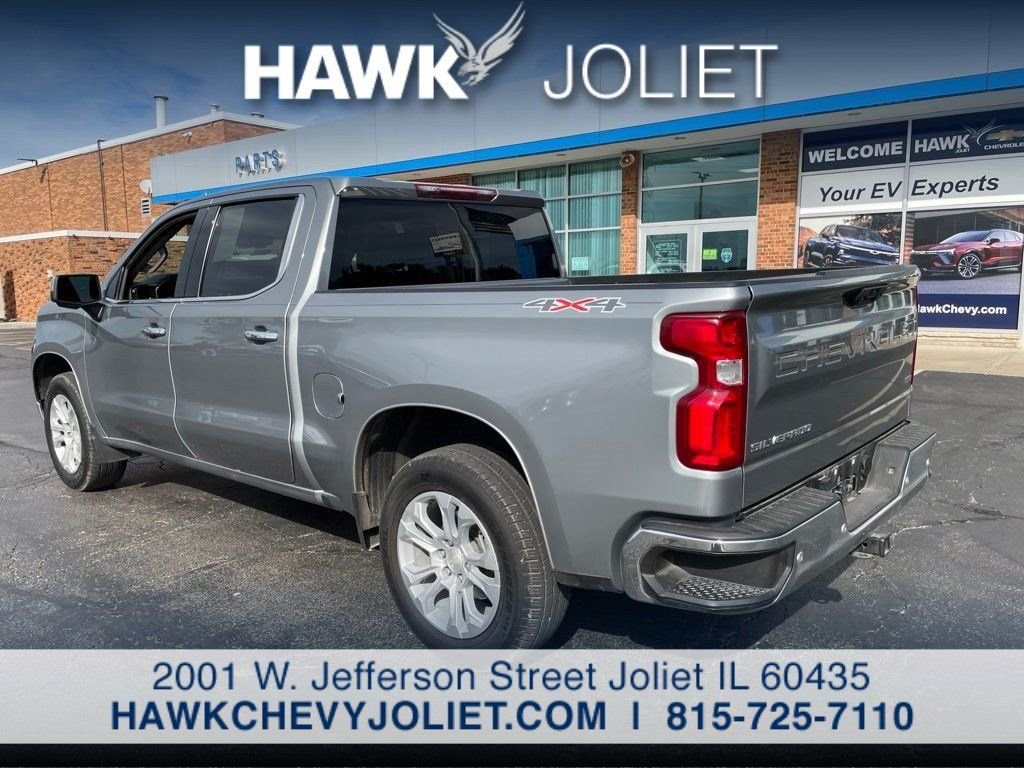 Used 2024 Gray Chevrolet LTZ image 9