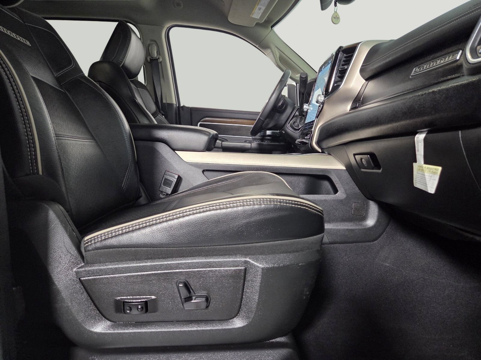 Used 2024 White Ram Laramie image 14