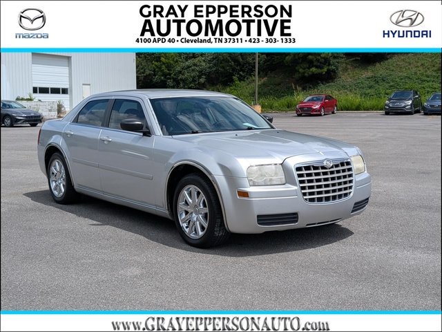 Pre-Owned 2005 Chrysler 300 Base