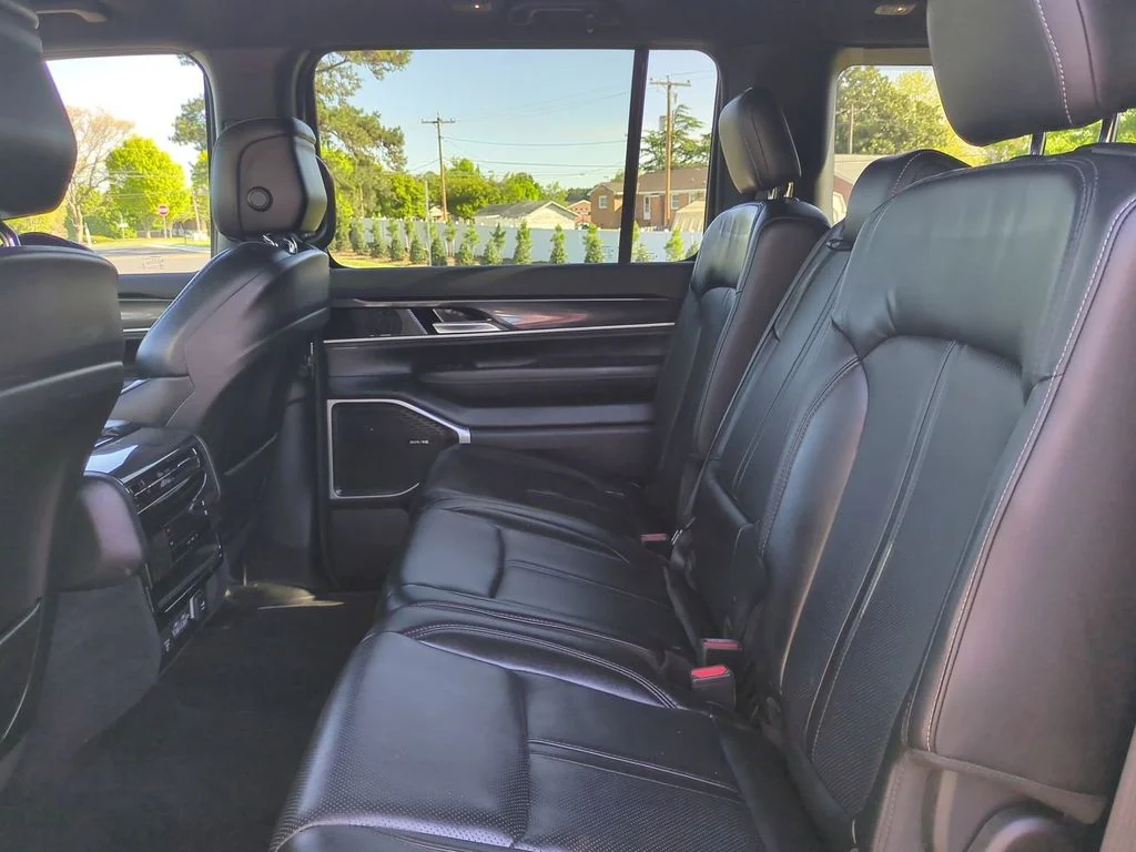 Used 2022 Silver Jeep Series I image 14