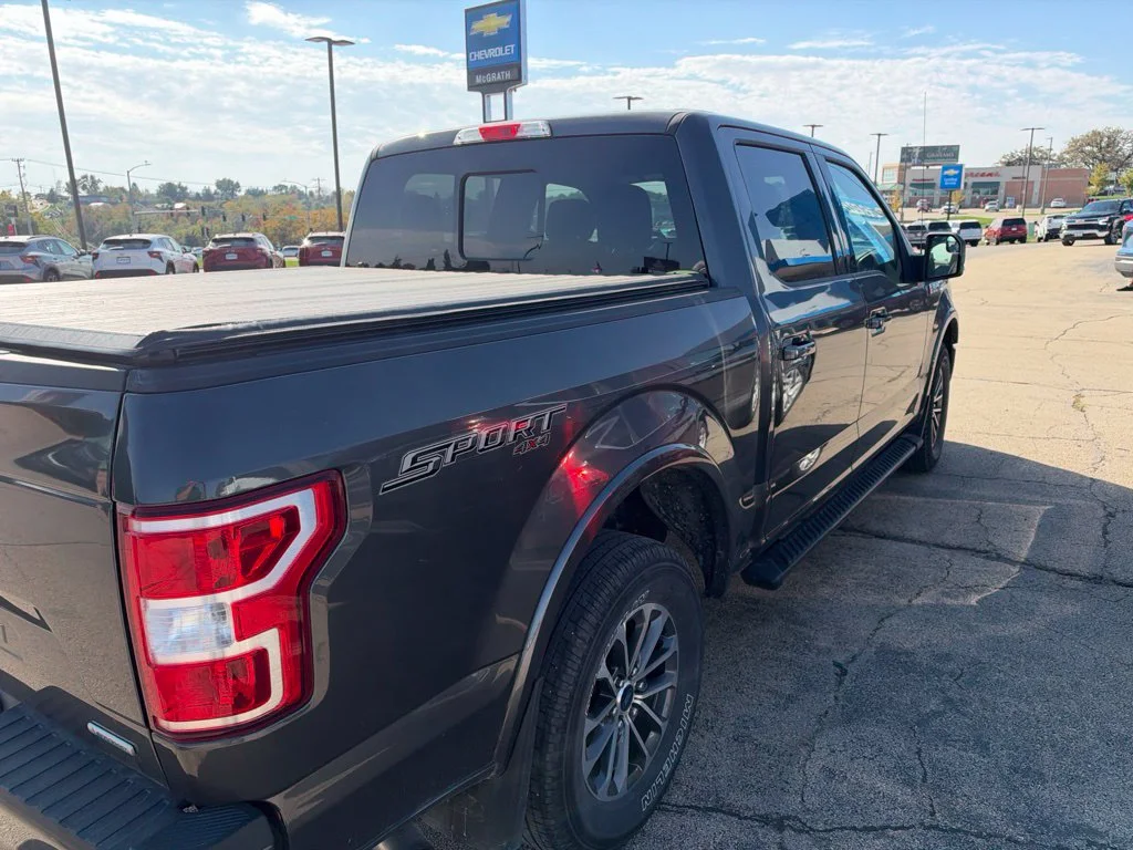 Used 2020 Gray Ford XLT image 4