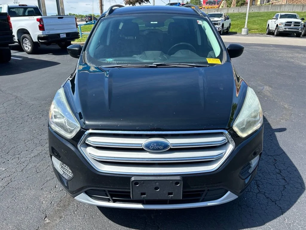 Used 2018 Ford Escape SEL with VIN 1FMCU0HD5JUA18654 for sale in Liberty, MO