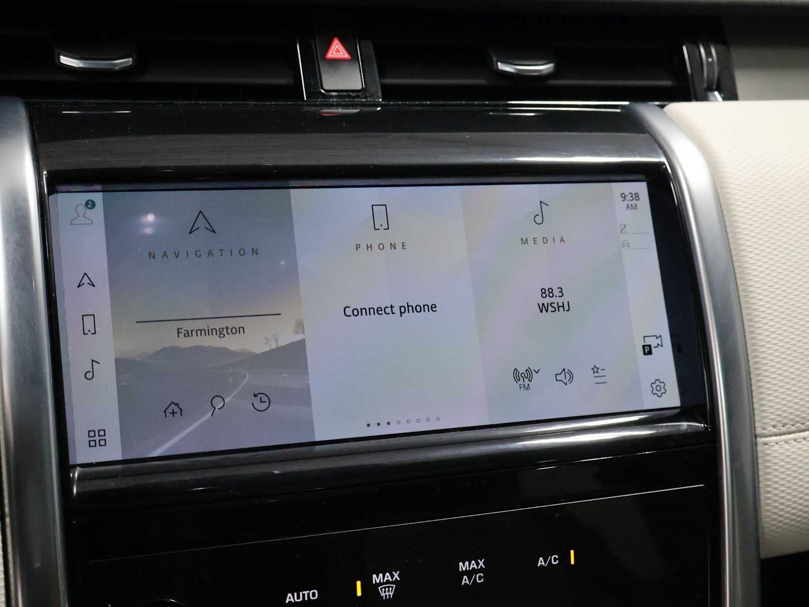Used 2022  Land Rover S R-Dynamic image 30