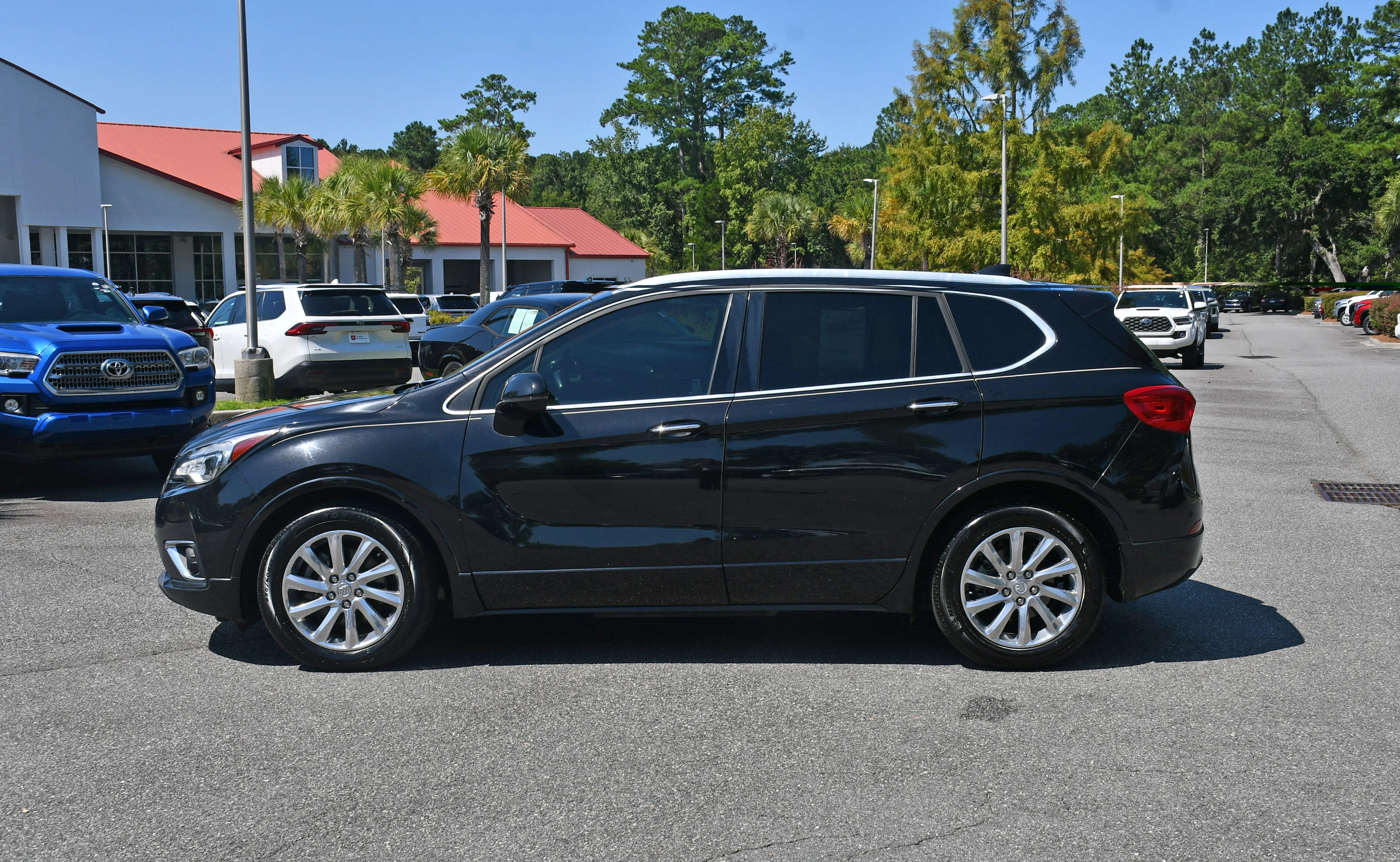 Used 2020 Buick Envision Essence with VIN LRBFXCSA0LD065858 for sale in Bluffton, SC