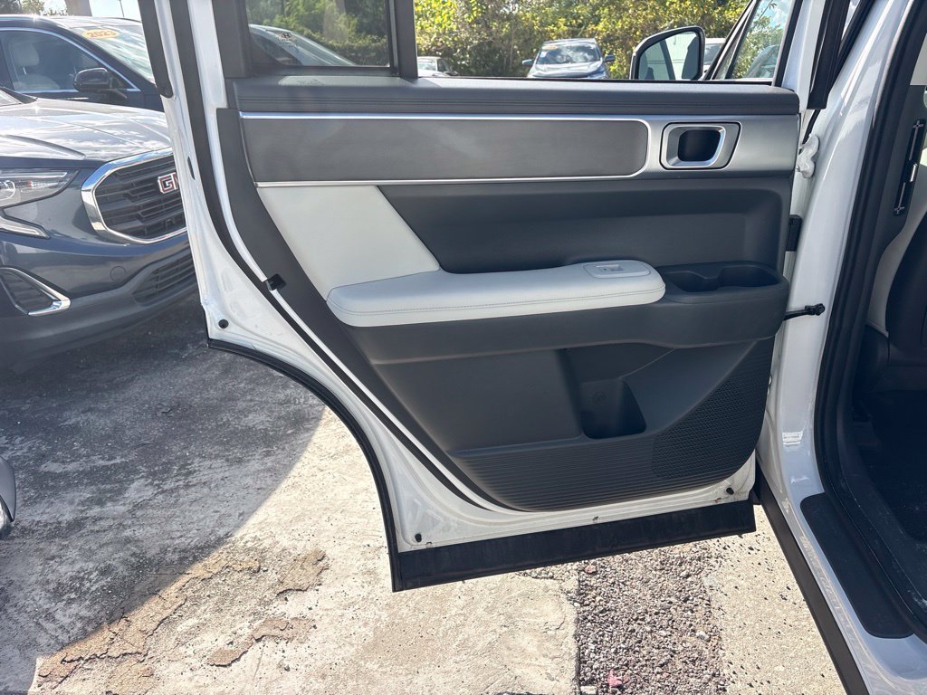 Used 2026 White Hyundai SEL image 14