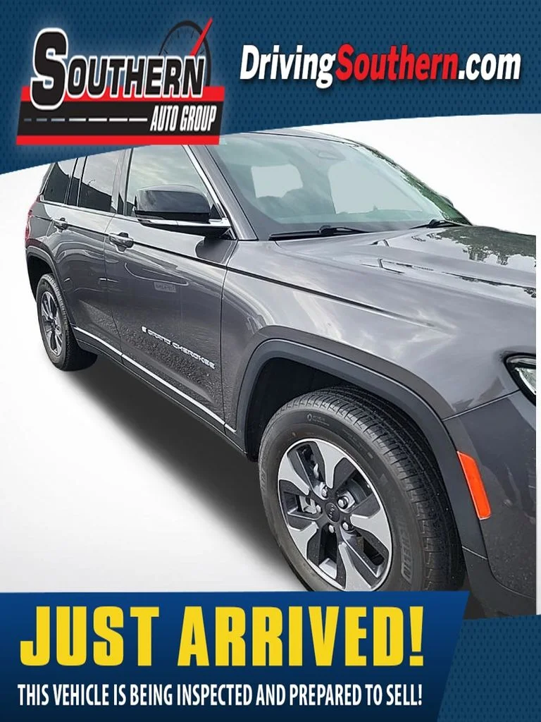 Used 2022 Gray Jeep 4xe image 1