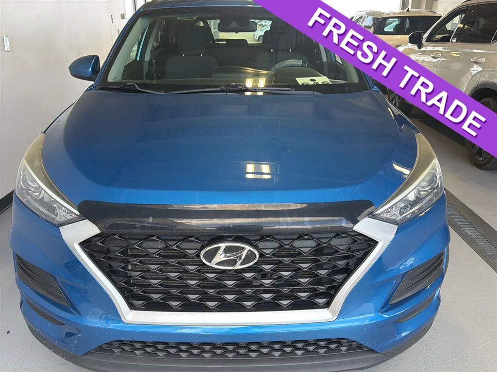 Used 2019 Aqua Blue Hyundai SE image 1