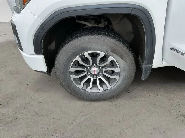 Used 2020 Summit White GMC AT4 image 10
