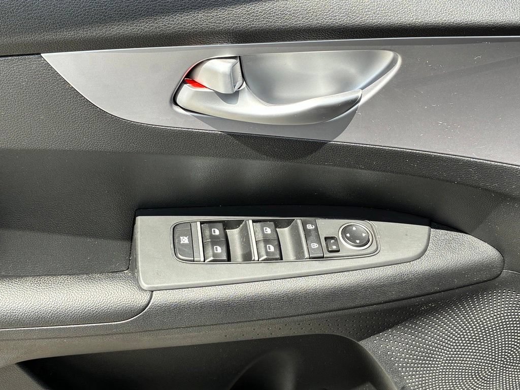 2022 Kia FORTE LXS - Photo 21