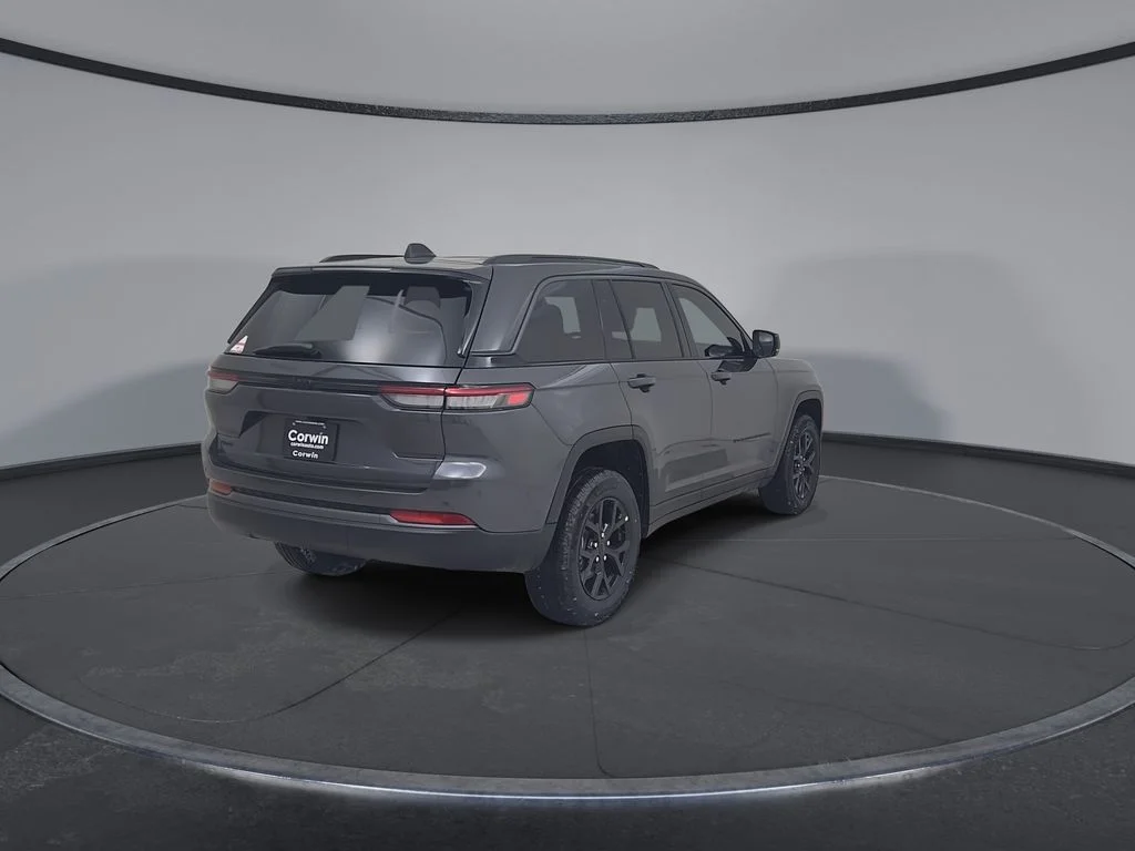 New 2026 Baltic Gray Metallic Clear-Coat Exterior Paint Jeep Altitude image 14