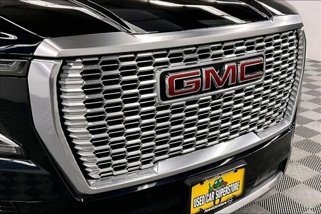 2023 GMC Yukon Denali - Photo 35