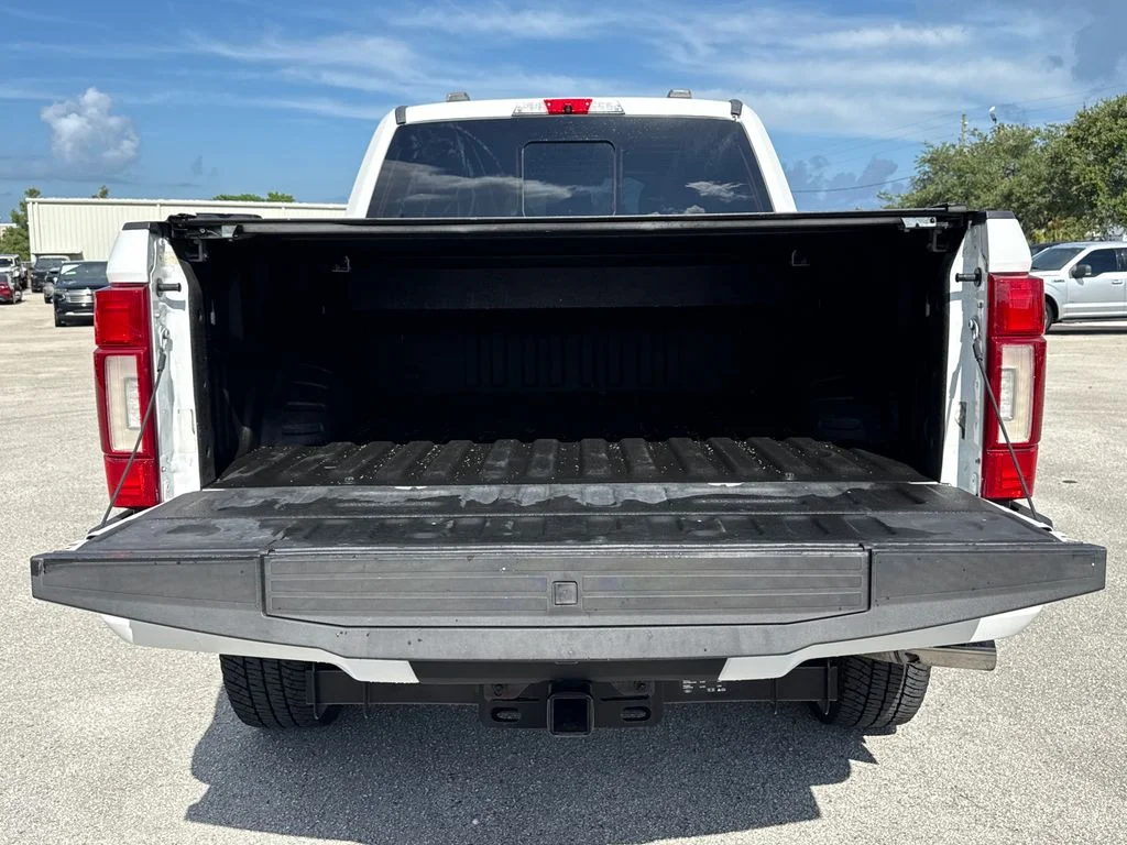 Used 2021 White Ford Platinum image 34