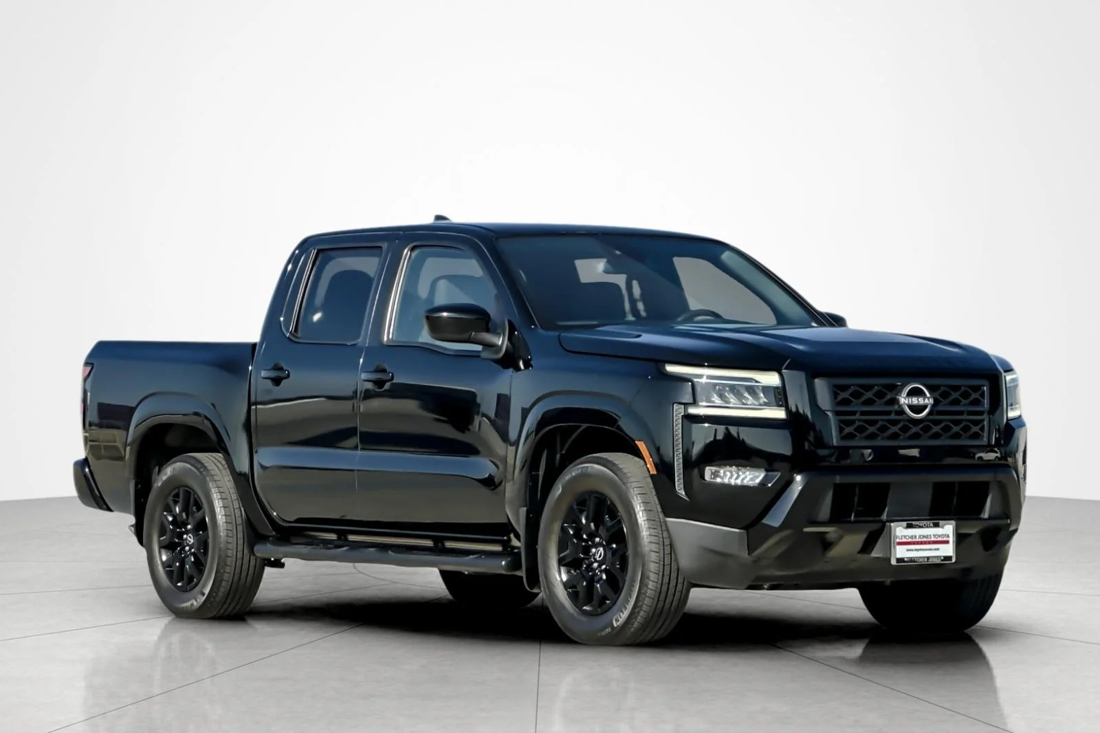 Used 2023 Super Black Nissan SV image 7