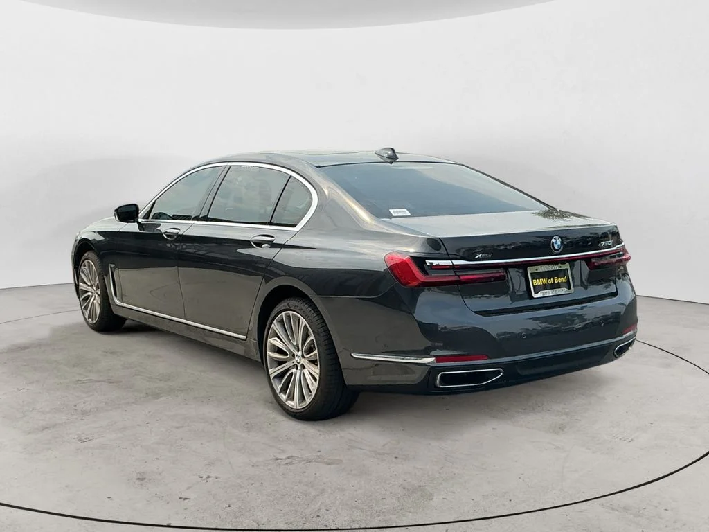 2022 BMW 7 Series 750i - Photo 7
