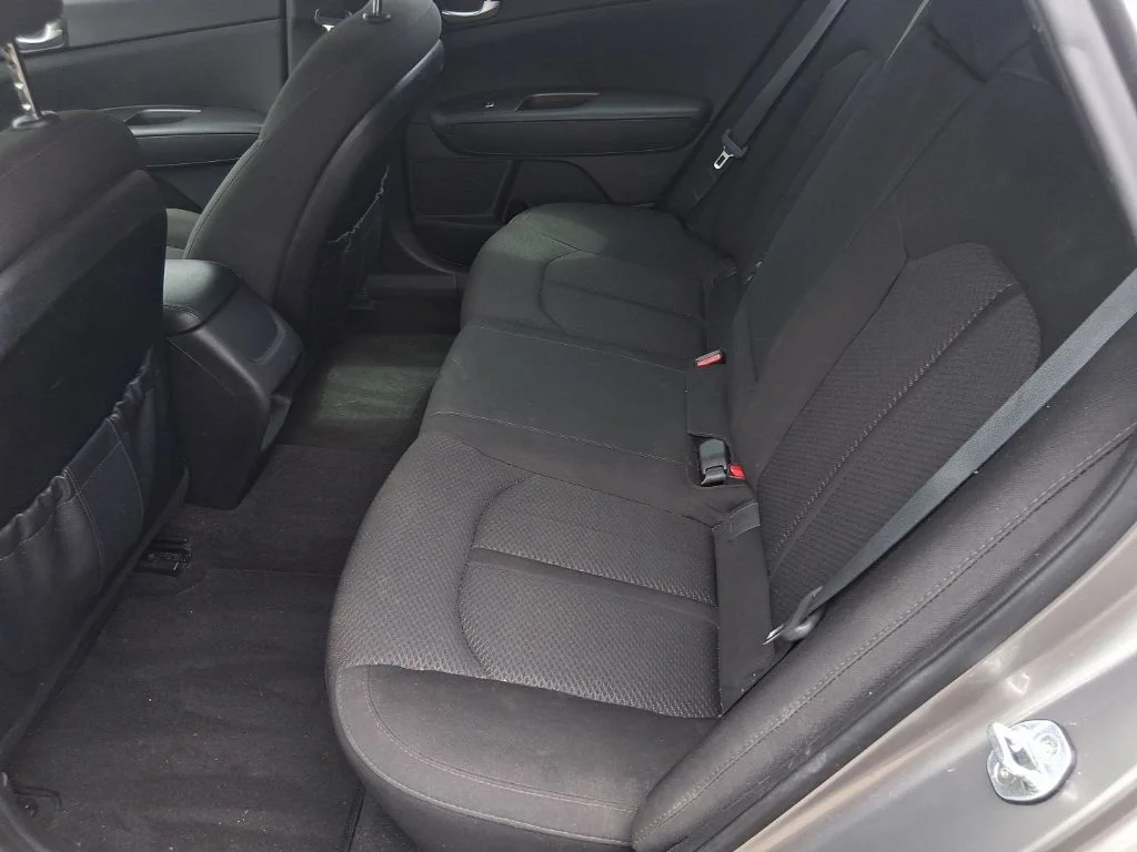 Used 2017 Silver Kia LX image 17