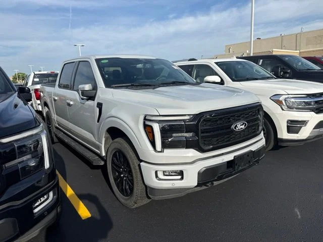 Used 2024 White Ford Lariat image 2