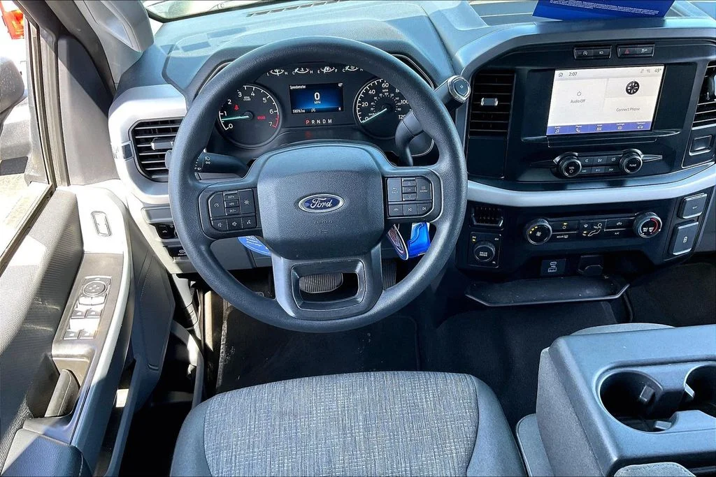 Used 2023 Blue Ford XLT image 4