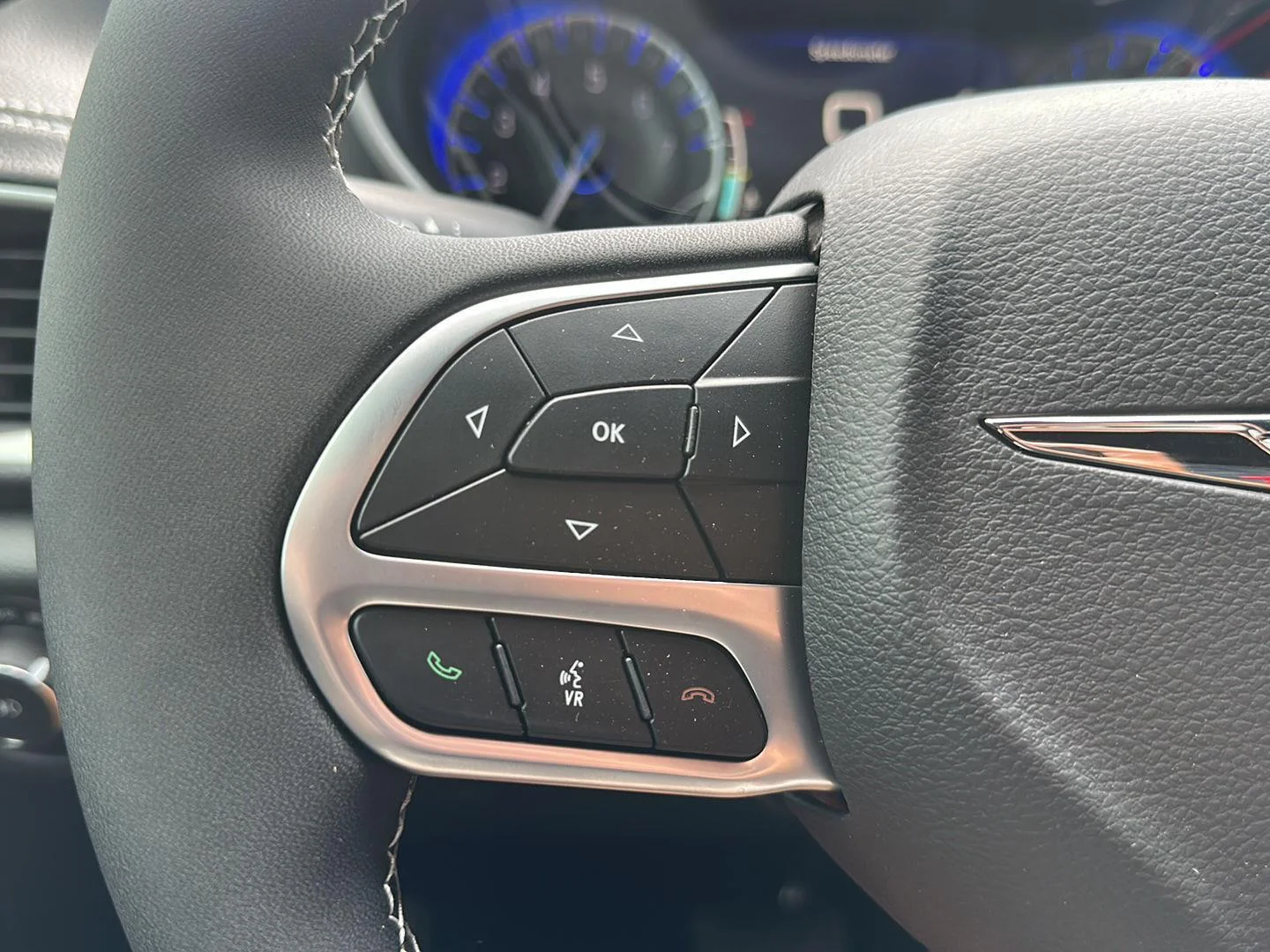2026 Chrysler Pacifica Select - Photo 16