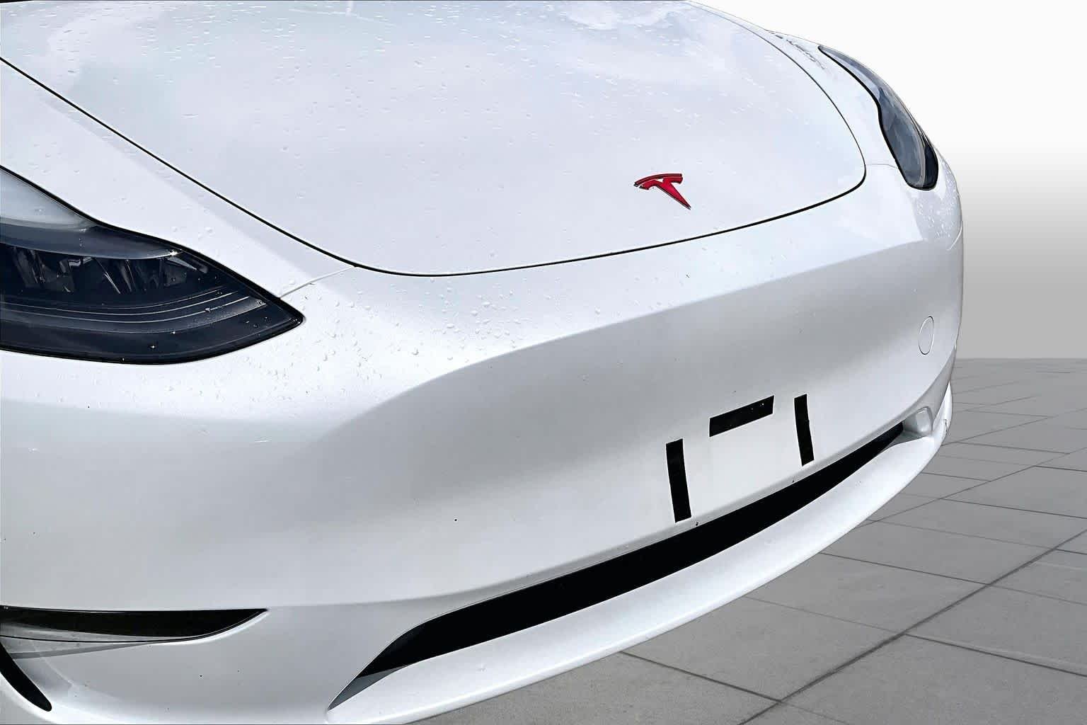Used 2023 Pearl White Multi-Coat Tesla Long Range image 27