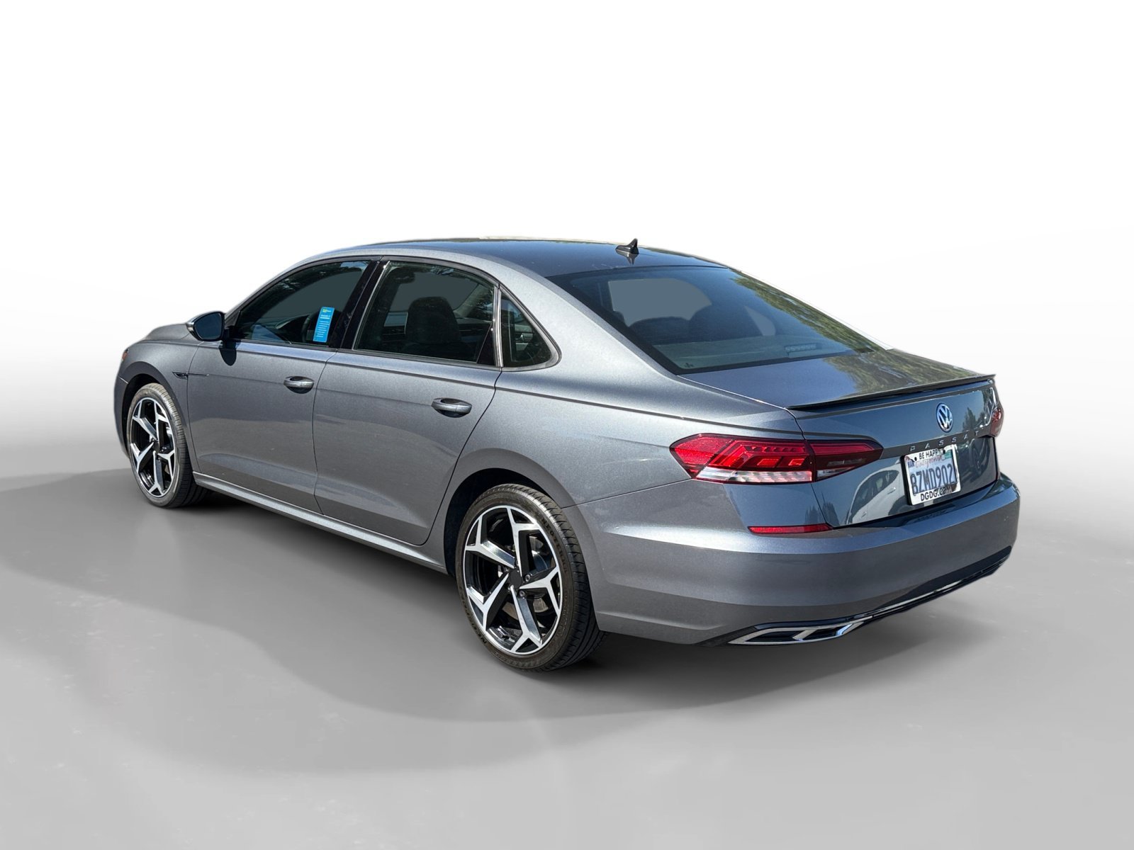Used 2022 Platinum Gray Metallic Volkswagen 2.0T R-Line image 3
