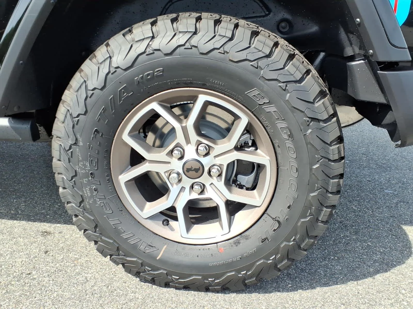 New 2026 Black Clearcoat Jeep Rewind image 5