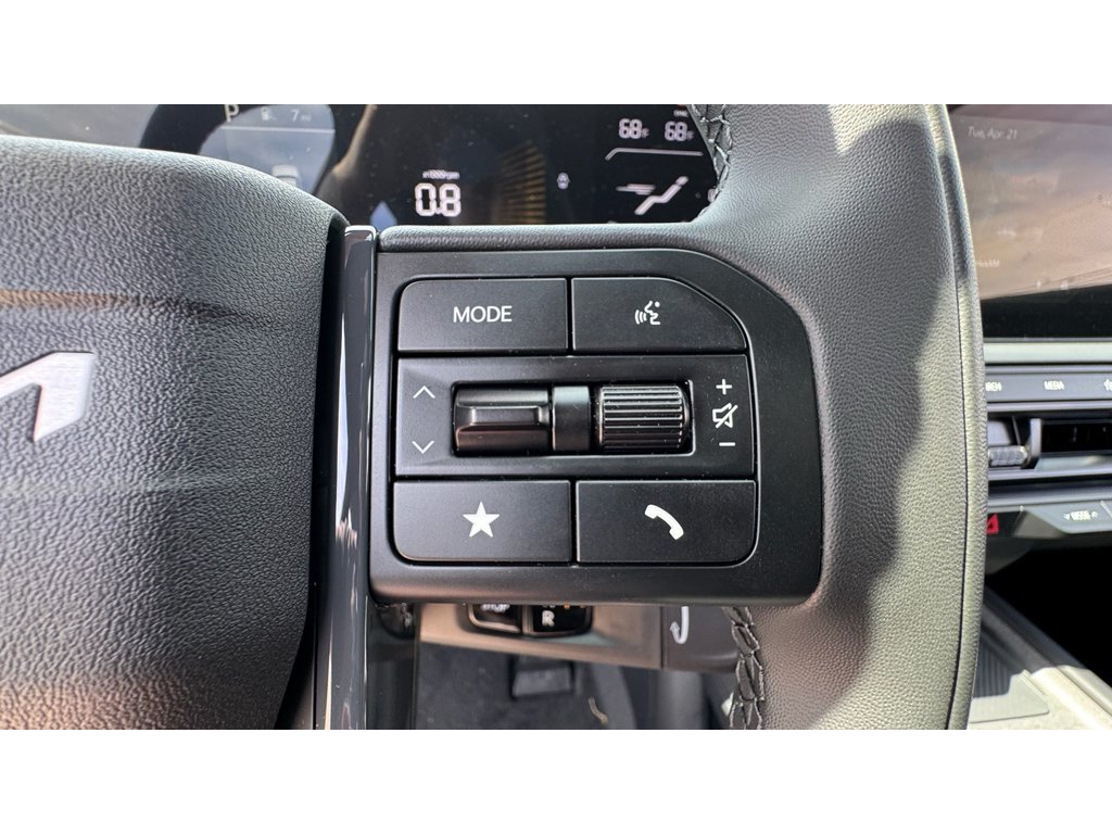 New 2027 Glacial White Pearl Kia X-Line EX image 13