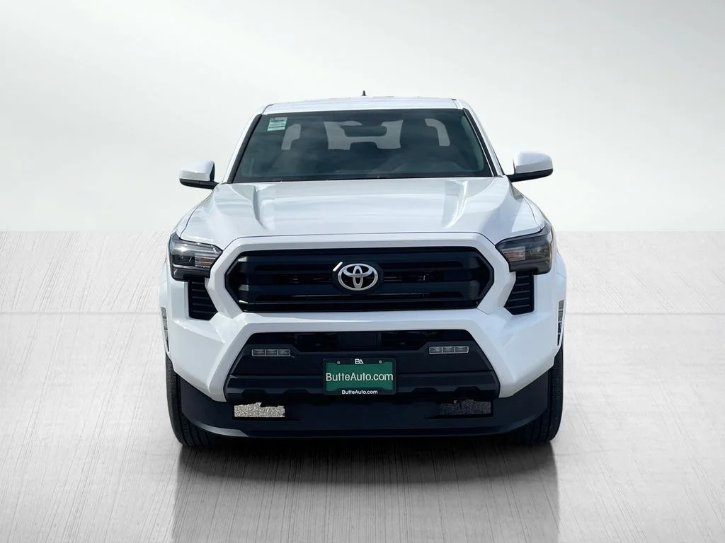 New 2026 Ice Cap Toyota SR5 image 8