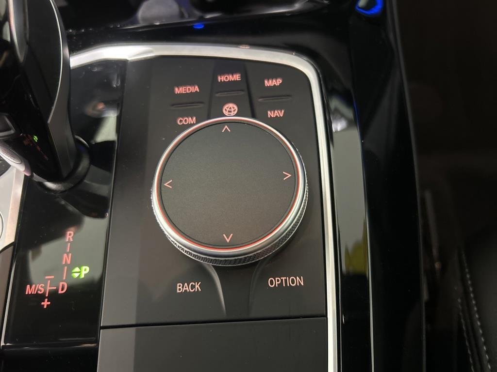 Used 2023 Aventurin Red Metallic BMW xDrive30i image 32