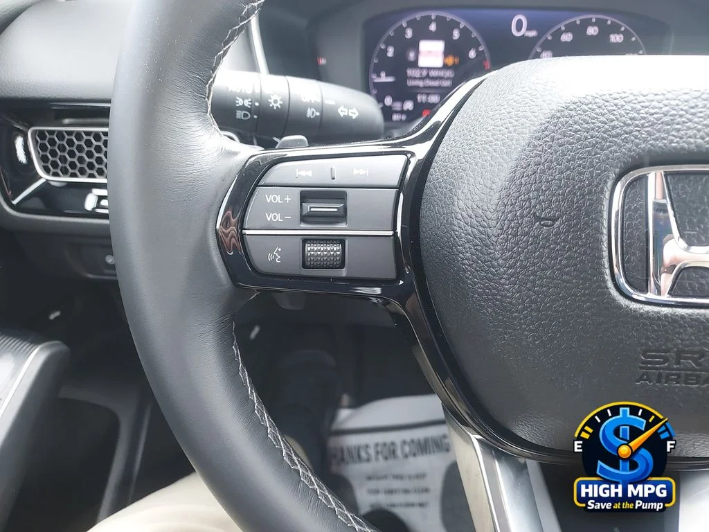 Used 2022 Silver Honda Touring image 22