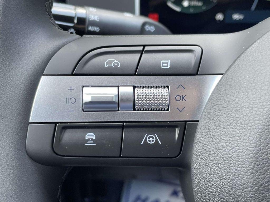 New 2026 White Hyundai SEL Premium AWD image 22