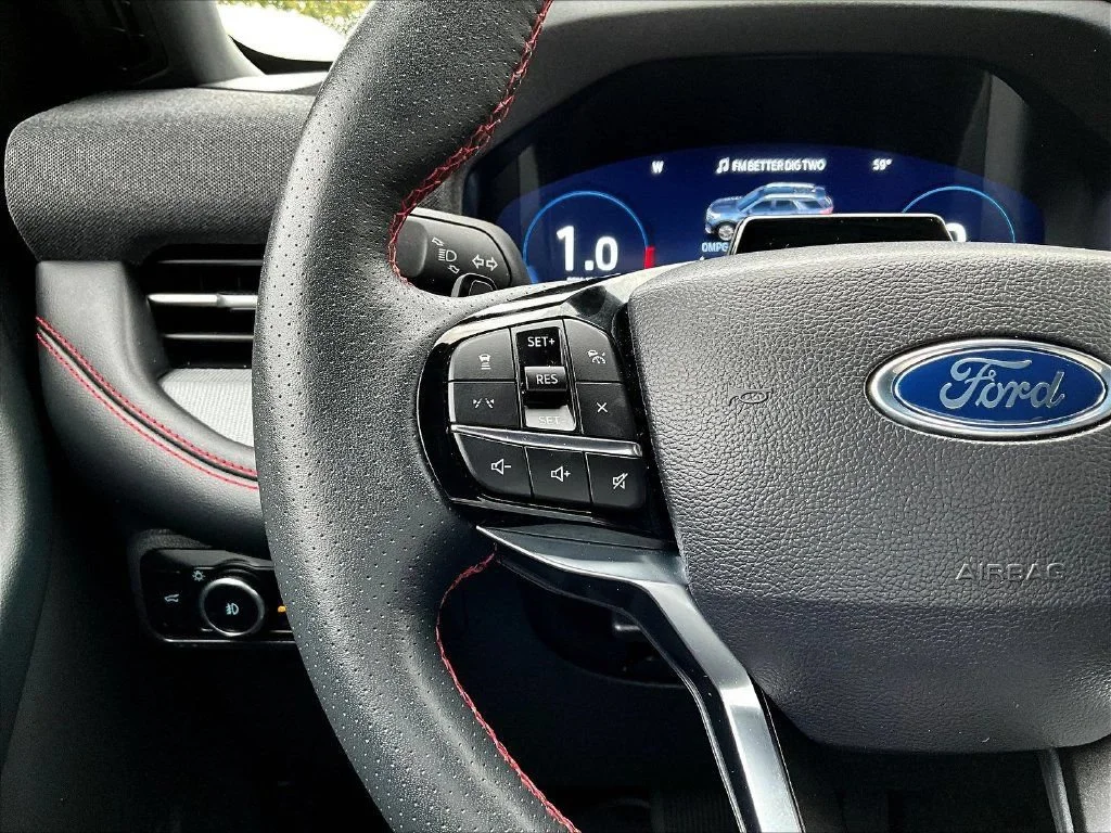 Used 2025 Vapor Blue Ford ST image 13