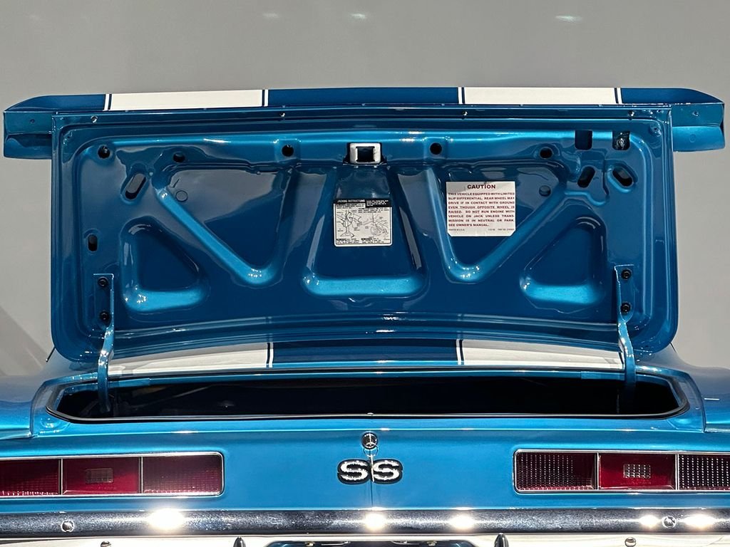 Used 1969 Blue Chevrolet  image 41