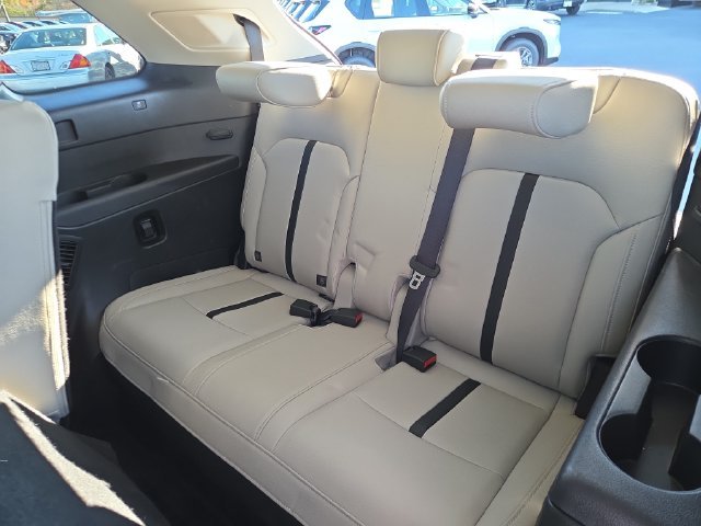 Certified Used 2026 White Mazda 3.3 Turbo Premium image 37