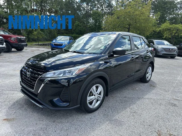 2023 Nissan Kicks S