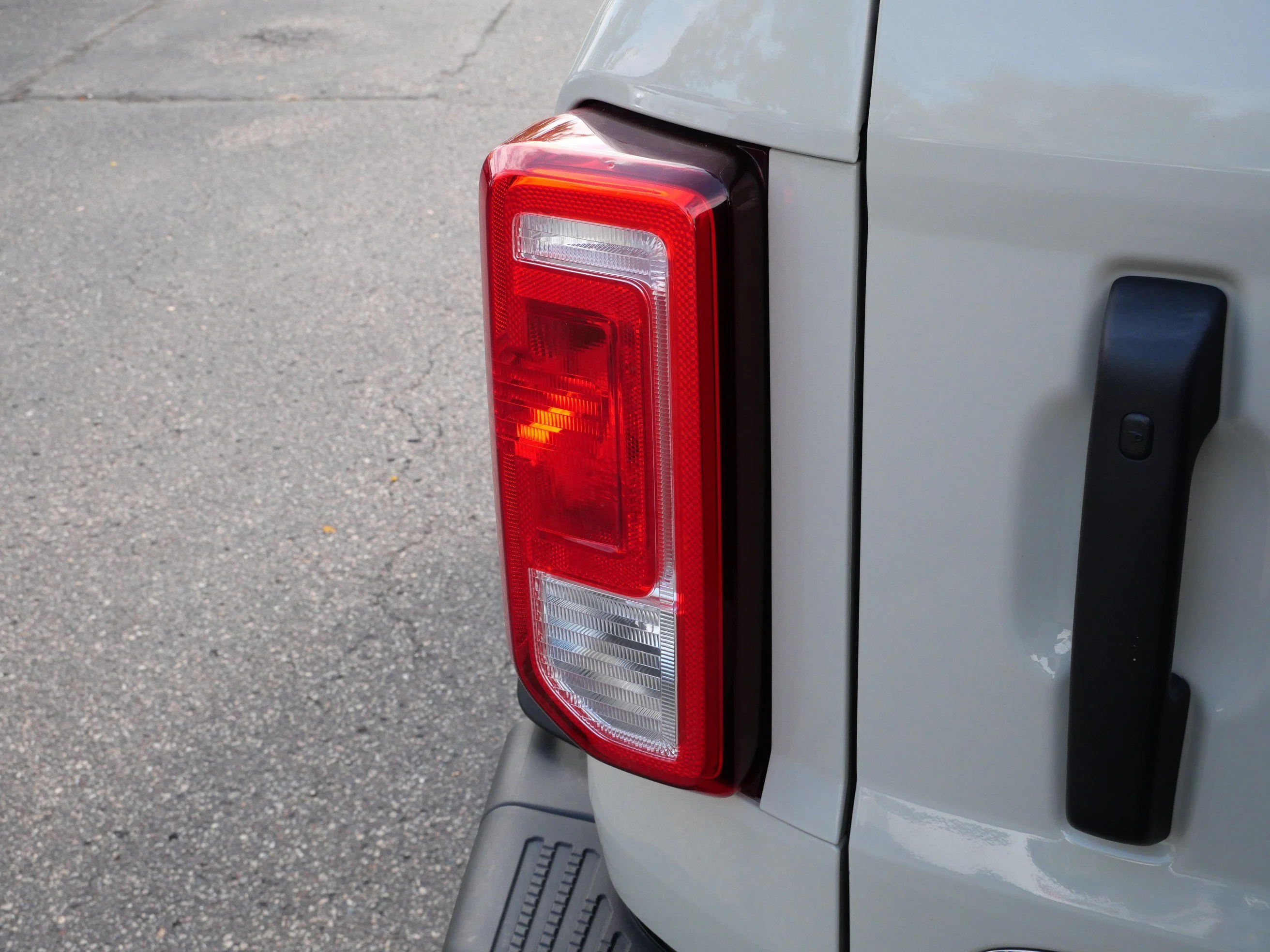 Used 2025 Desert Sand Ford Big Bend image 17
