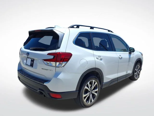 Used 2023 White Subaru Limited image 17