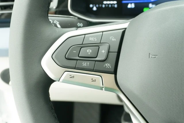 2026 Volkswagen Jetta SE - Photo 22