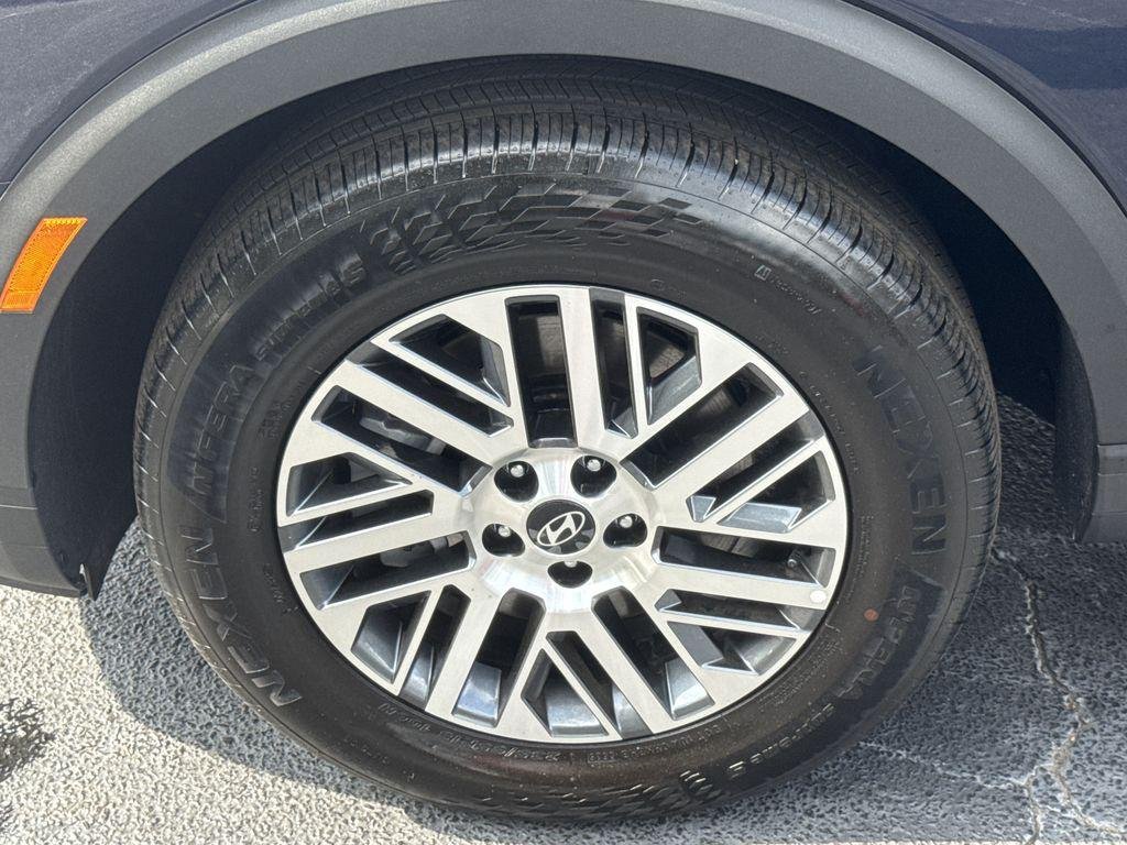 New 2026 Blue Hyundai SE FWD image 11