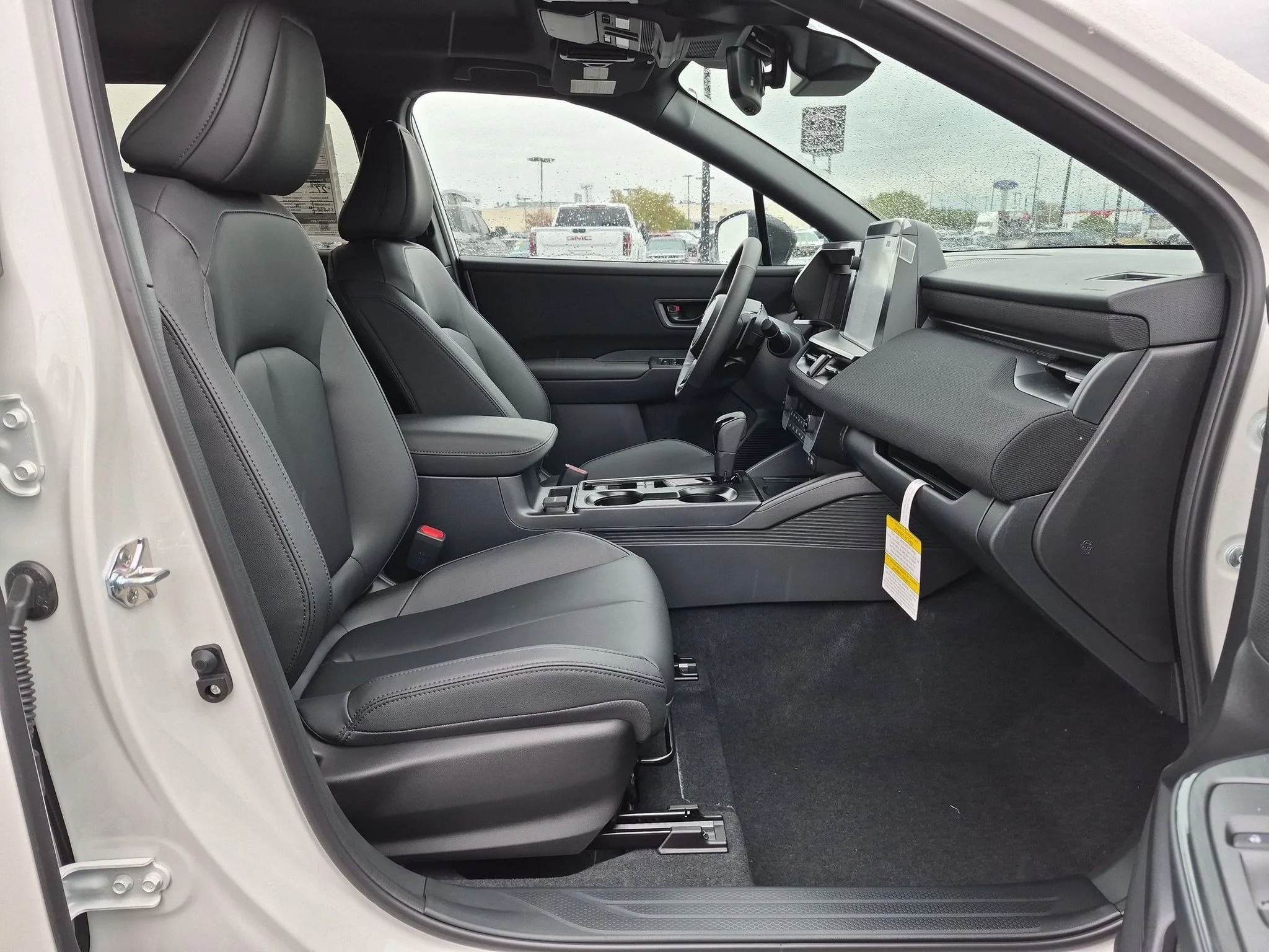 New 2026 CRYSTAL WHITE PEARL Subaru Premium image 22