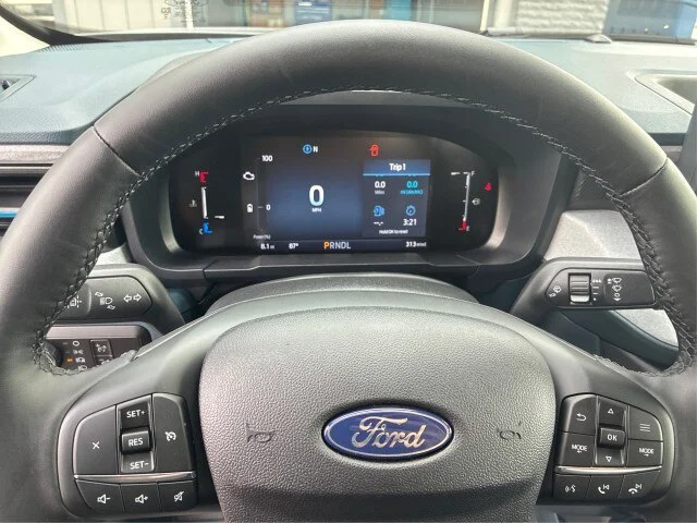 New 2026 Space White Metallic Ford XLT image 37