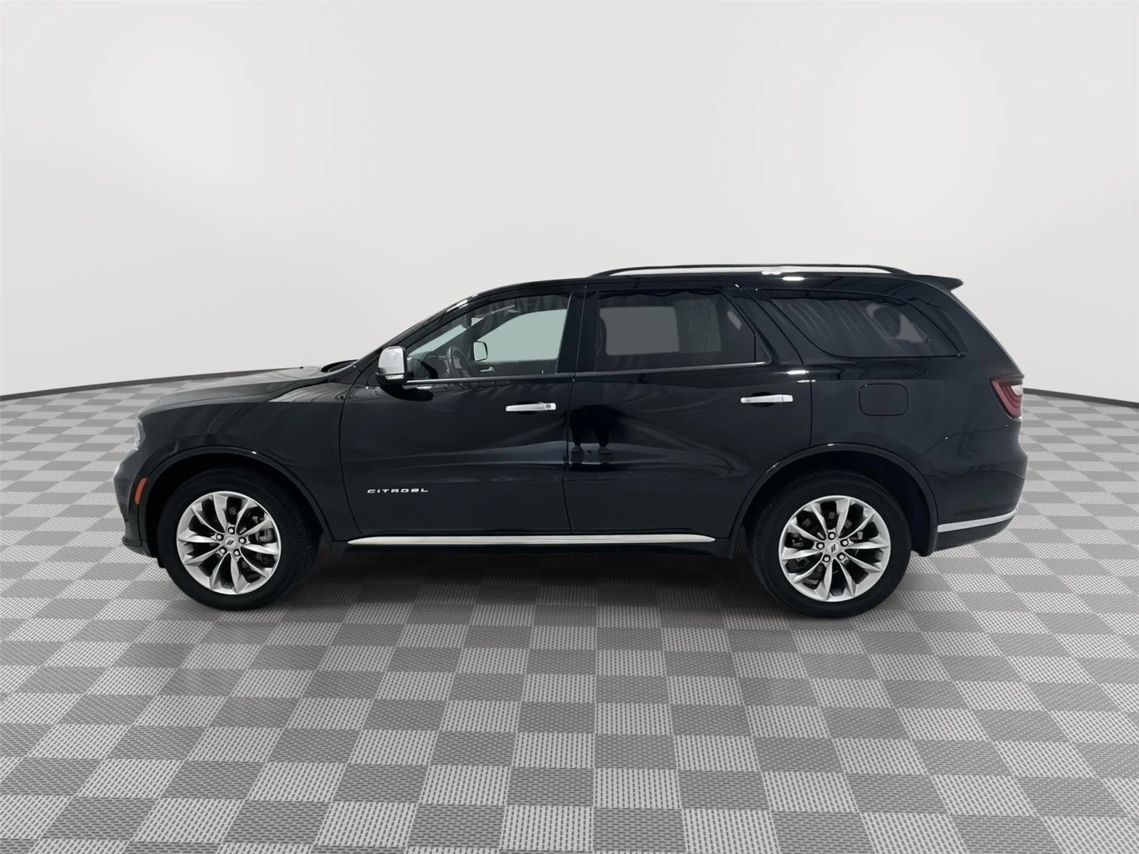 Used 2024 Db Black Dodge Citadel image 2